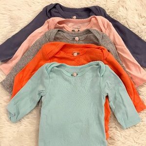 Bundle of 5 Carter's Baby Girl 0-3 & 3-6 month Onesie/Bodysuits